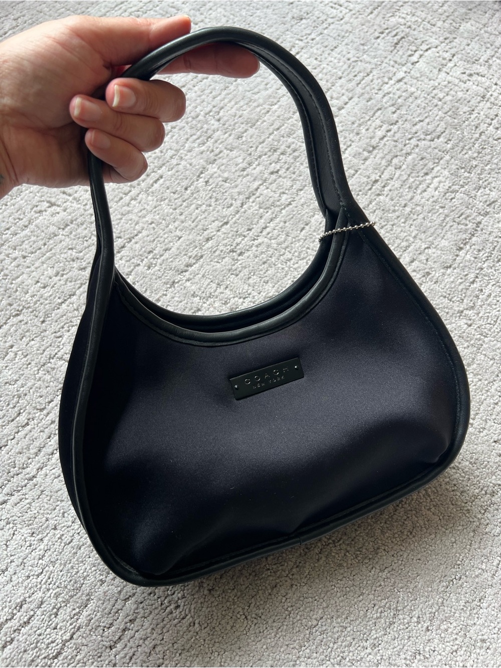 Coach Vintage #6202 Mini Ergo Black Neoprene Bag (1998) - Picture 12 of 16